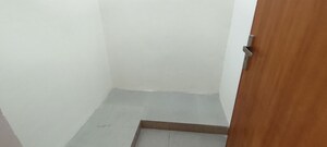 Room in 2 BHK Apartment at Supertech Ecociti, Sector 137 – for Rent