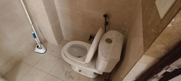 Bathroom, supertech-ecociti 2 Bedroom 1025 Sq.Ft. Apartment In Sector 137 Noida 10669039
