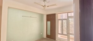 Room in 2 BHK Apartment at Supertech Ecociti, Sector 137 – for Rent