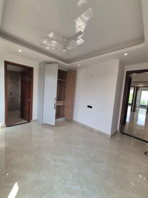 Room in 3 BHK Builder Floor at Chattarpur – for Sale