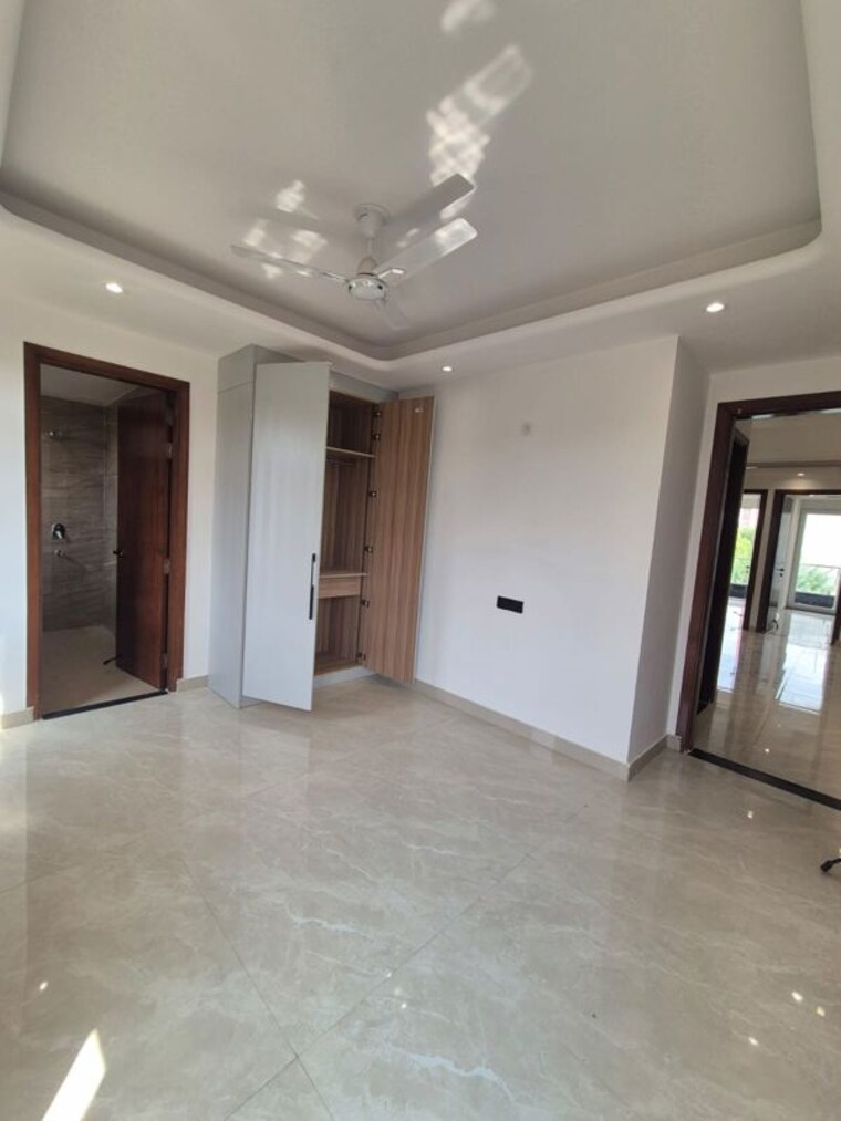 Room, chattarpur 3 Bedroom 1500 Sq.Ft. Builder Floor In Chattarpur Delhi 10668981