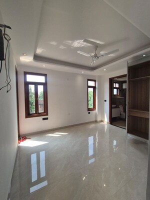 Room in 3 BHK Builder Floor at Chattarpur – for Sale