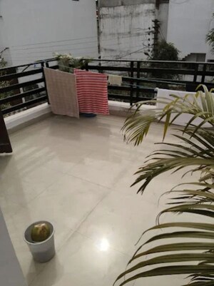  Pg – Exterior View View at Vishesh Khand 3 - for Rent