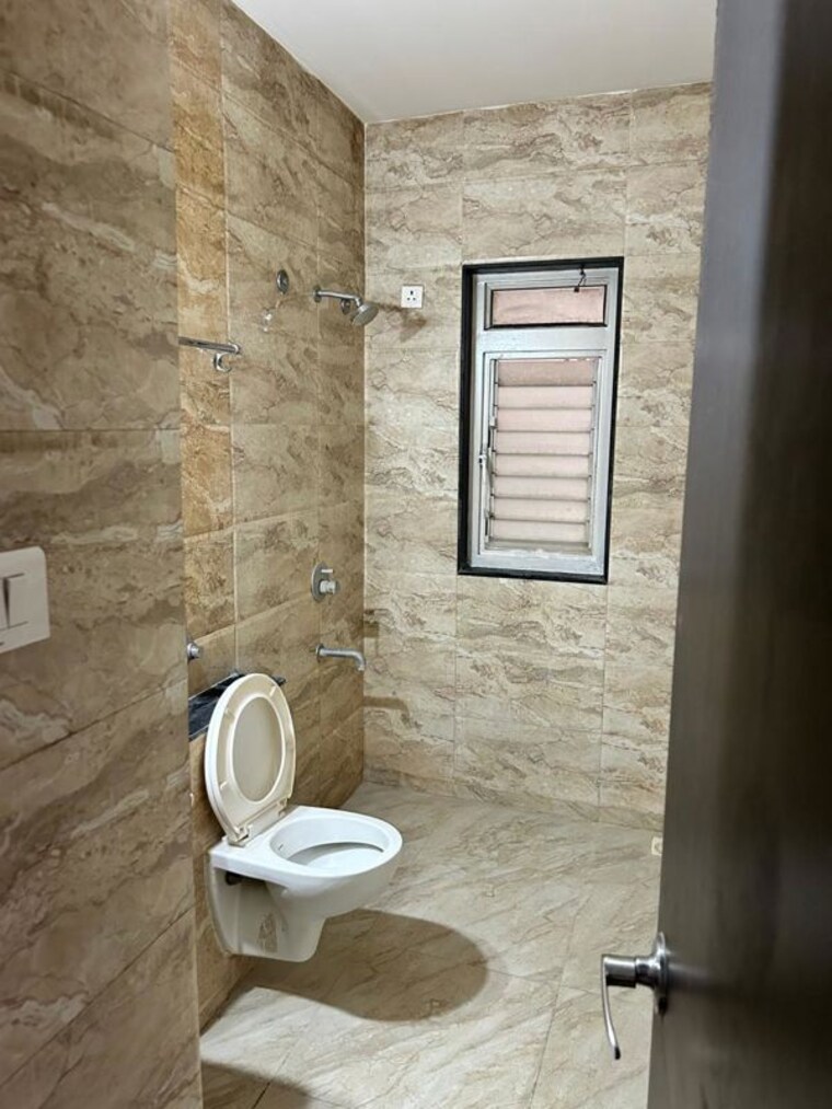 Bathroom, pethkar-siyona 2 Bedroom 900 Sq.Ft. Apartment In Punawale Pune 10669063