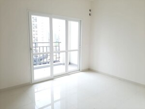 Room in 2 BHK Apartment at Godrej Rejuve, Mundhwa – for Rent