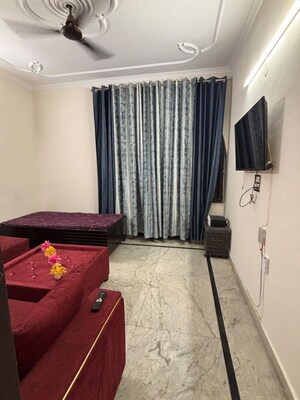 1 BHK Independent House For Rent in SS 100, Sector 49