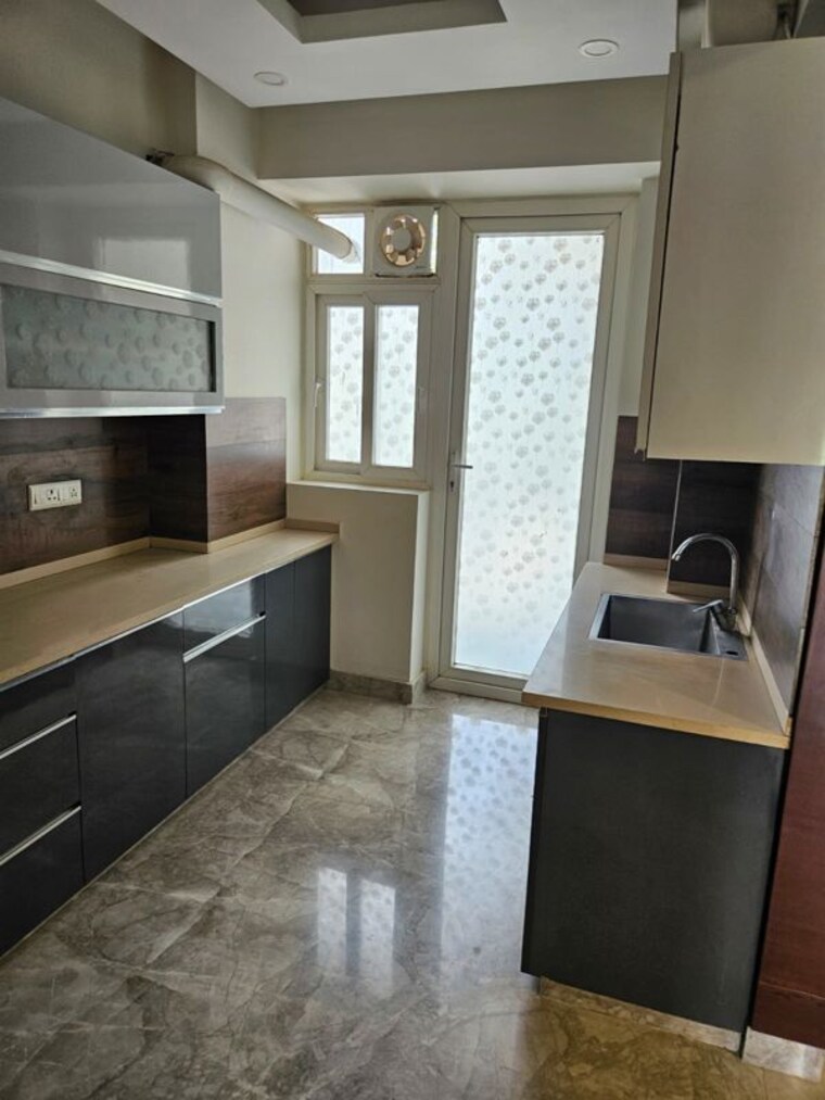 Kitchen, ansal-sushant-lok-i 3 Bedroom 2700 Sq.Ft. Builder Floor In Sector 43 Gurgaon 10669055