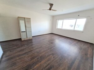 Room in 3 BHK Apartment at Rohan Mithila, Viman Nagar – for Rent