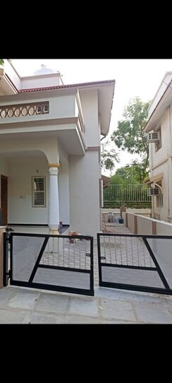 3 BHK +Villa For Rent in Siddhi Aarohi Crest
