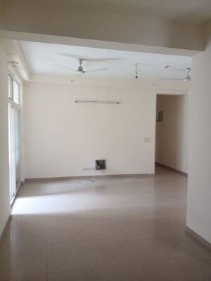 Room in 3 BHK Apartment at Mahagun My Woods, Sector 16c Greater Noida – for Rent