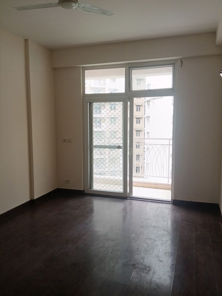 Room, mahagun-my-woods 3 Bedroom 1545 Sq.Ft. Apartment In Sector 16c Greater Noida Greater Noida 10669109