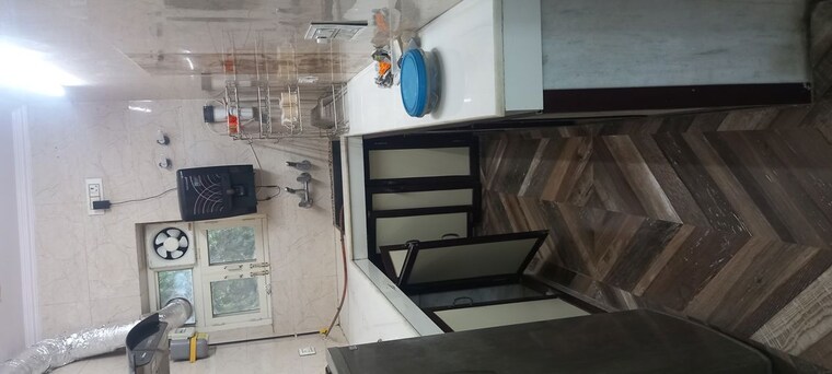 Kitchen, ip extension 2 Bedroom 900 Sq.Ft. Apartment In Ip Extension Delhi 10669123