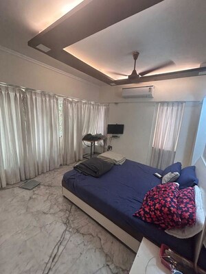 Bedroom in 3 BHK Apartment at Khar West – for Sale