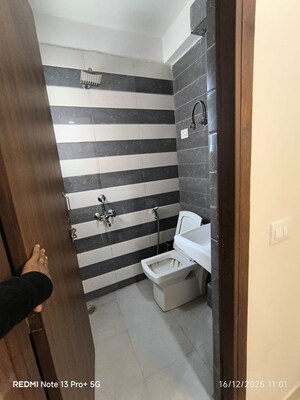 Bathroom in 2 BHK Builder Floor at Saket – for Rent