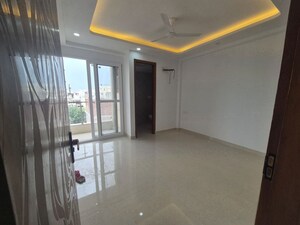 Room in 3 BHK Builder Floor at Chattarpur – for Sale