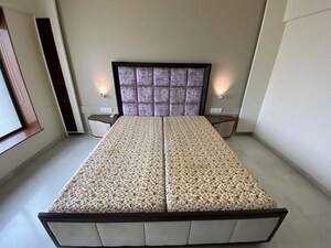 Bedroom in 4 BHK Apartment at Kuber Tower, Prabhadevi – for Rent
