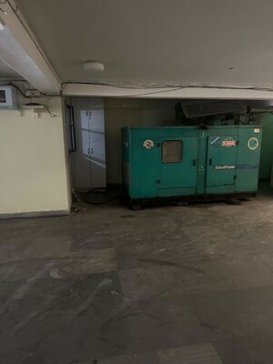 Parking in 3 BHK Builder Floor at Greater Kailash – for Rent