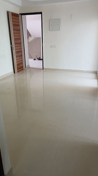 3 BHK 1625 Sq.Ft. Apartment in Samridhi Luxuriya Avenue