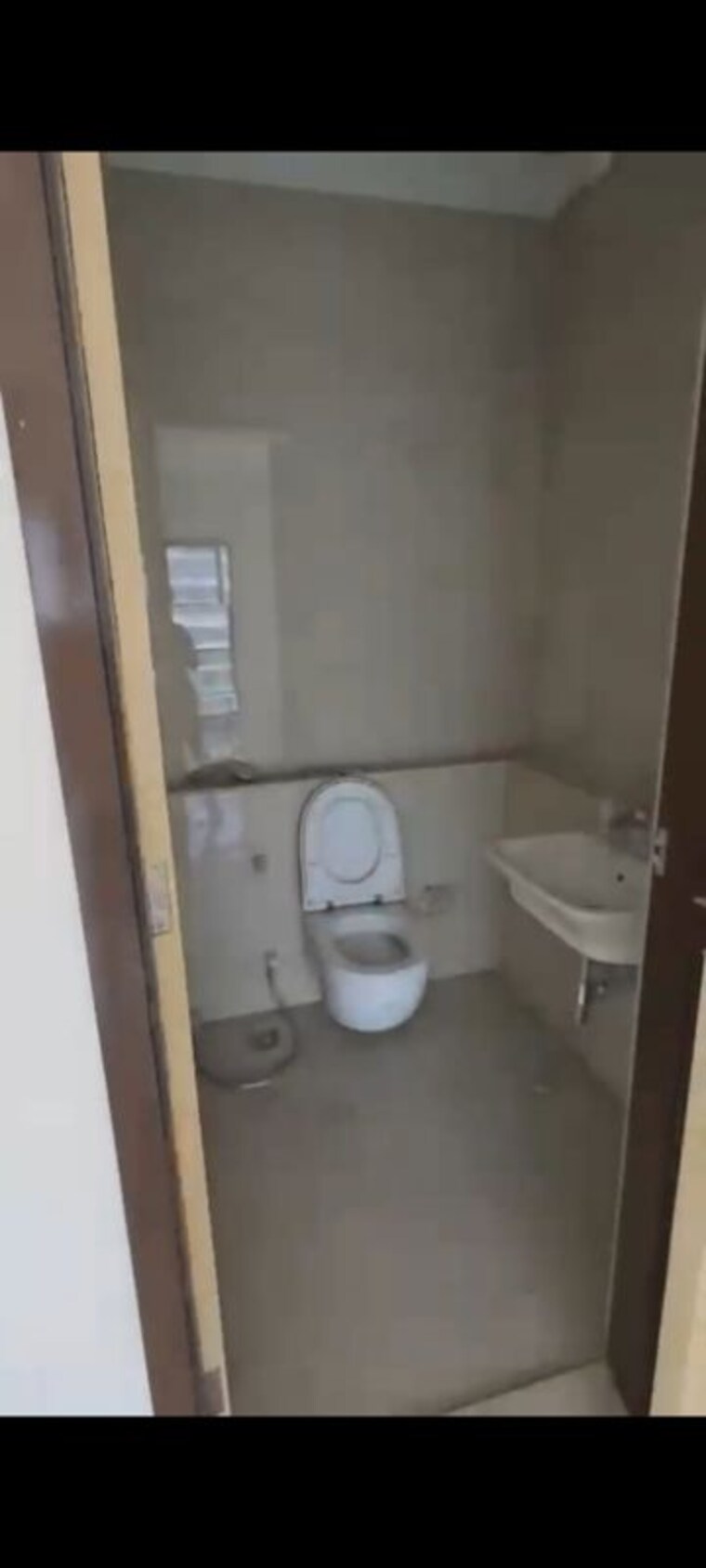 Bathroom, adani-ten-bkc 3 Bedroom 1600 Sq.Ft. Apartment In Bandra East Mumbai 10669216