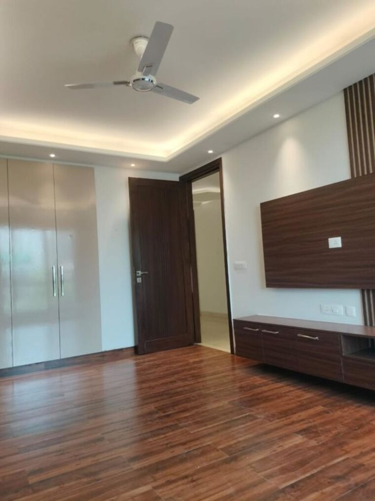 Room, dlf-city-phase-iv 3 Bedroom 2500 Sq.Ft. Builder Floor In Dlf Phase iv Gurgaon 10669201