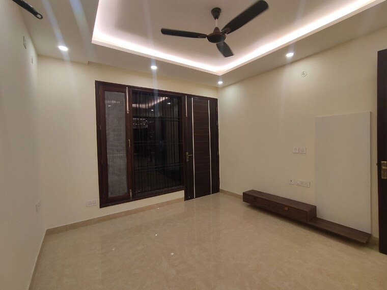 Room, dlf-city-phase-iv 3 Bedroom 2500 Sq.Ft. Builder Floor In Dlf Phase iv Gurgaon 10669201