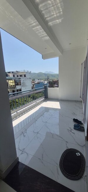 Balcony in 1.5 BHK Builder Floor at Bima Vihar – for Rent