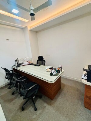  Office Space For Rent in Shaniwar Peth
