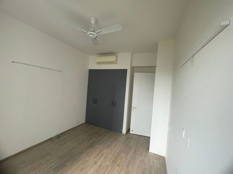 Room, ireo-skyon 3 Bedroom 2045 Sq.Ft. Apartment In Sector 60 Gurgaon 10669248
