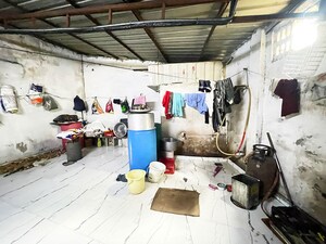 Team Area in  Shop at Paldi – for Sale
