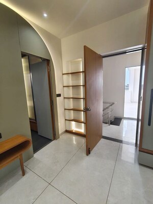 Room in 4 BHK Apartment at Ankhol – for Sale