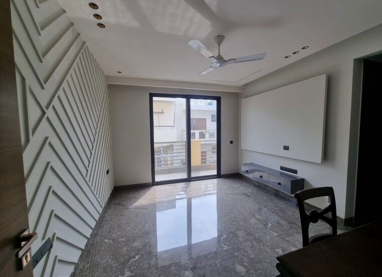 Kitchen, dlf-city-phase-iv 4 Bedroom 2600 Sq.Ft. Builder Floor In Dlf Phase iv Gurgaon 10669230
