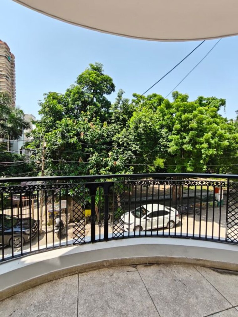 Exterior View, vasundhara sector 13 5 Bedroom 150 Sq.Yd. Independent House In Vasundhara Sector 13 Ghaziabad 10669228