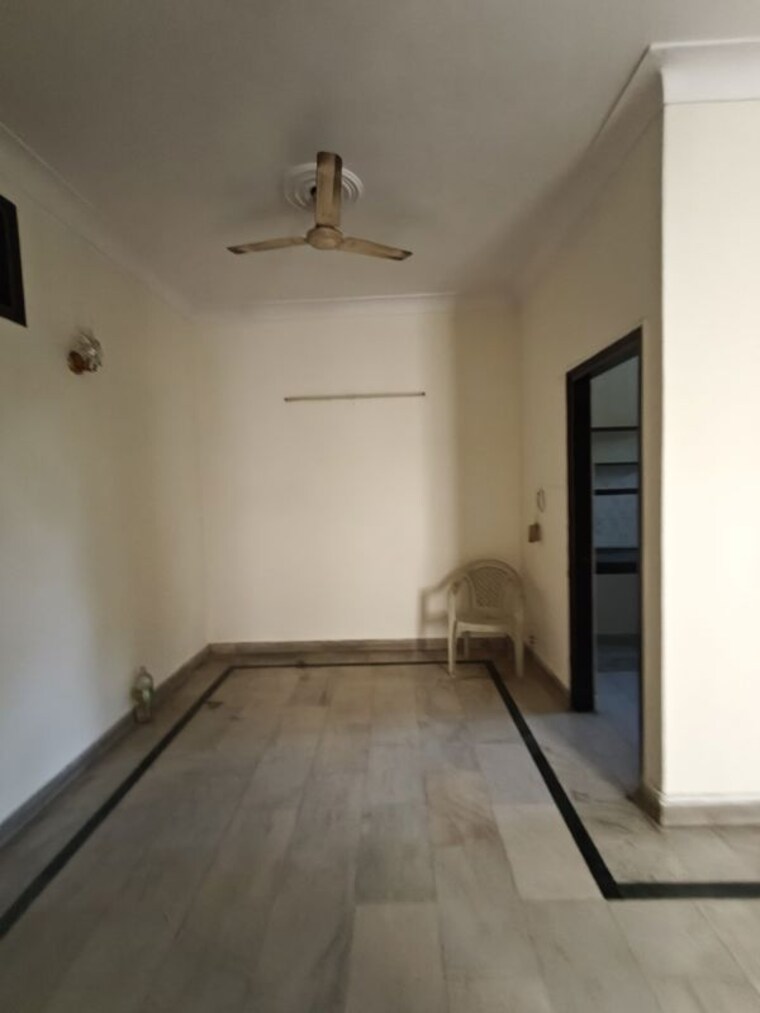 Bathroom, vasundhara sector 13 5 Bedroom 150 Sq.Yd. Independent House In Vasundhara Sector 13 Ghaziabad 10669228