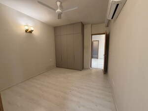Room in 3 BHK Apartment at M3M Heights, Sector 65 – for Rent
