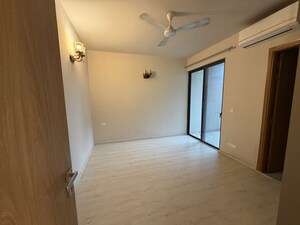 Room in 3 BHK Apartment at M3M Heights, Sector 65 – for Rent