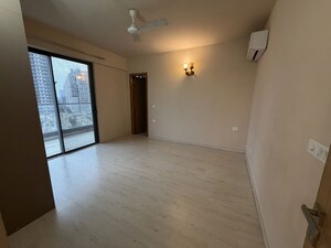 Room in 3 BHK Apartment at M3M Sky City, Sector 65 – for Sale