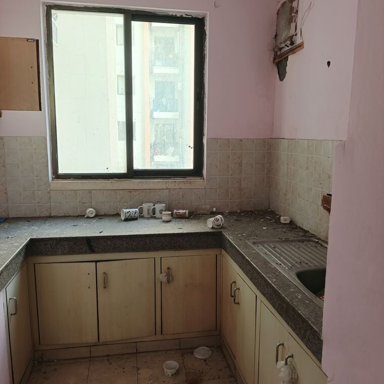 Kitchen, umang-summer-palms 2 Bedroom 850 Sq.Ft. Apartment In Sector 86 Faridabad 10669265