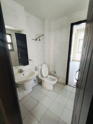 Bathroom in 3 BHK Apartment at Omaxe Silver Birch, North Mullanpur – for Sale
