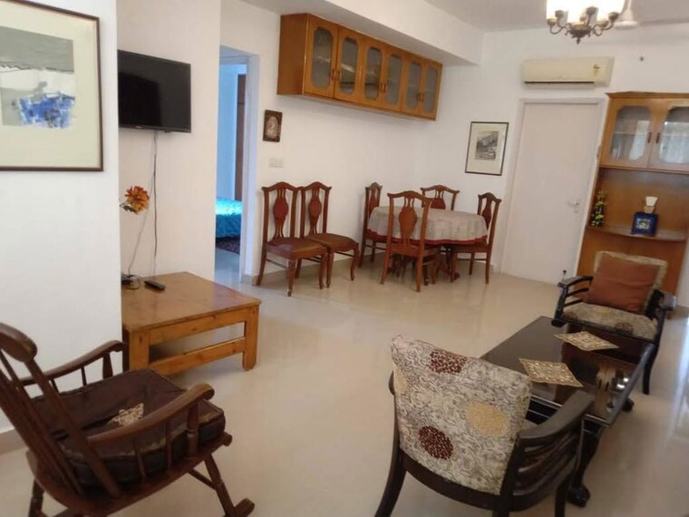 Living Room, dlf-regency-park-i 2 Bedroom 1150 Sq.Ft. Apartment In Dlf Phase iv Gurgaon 10669321