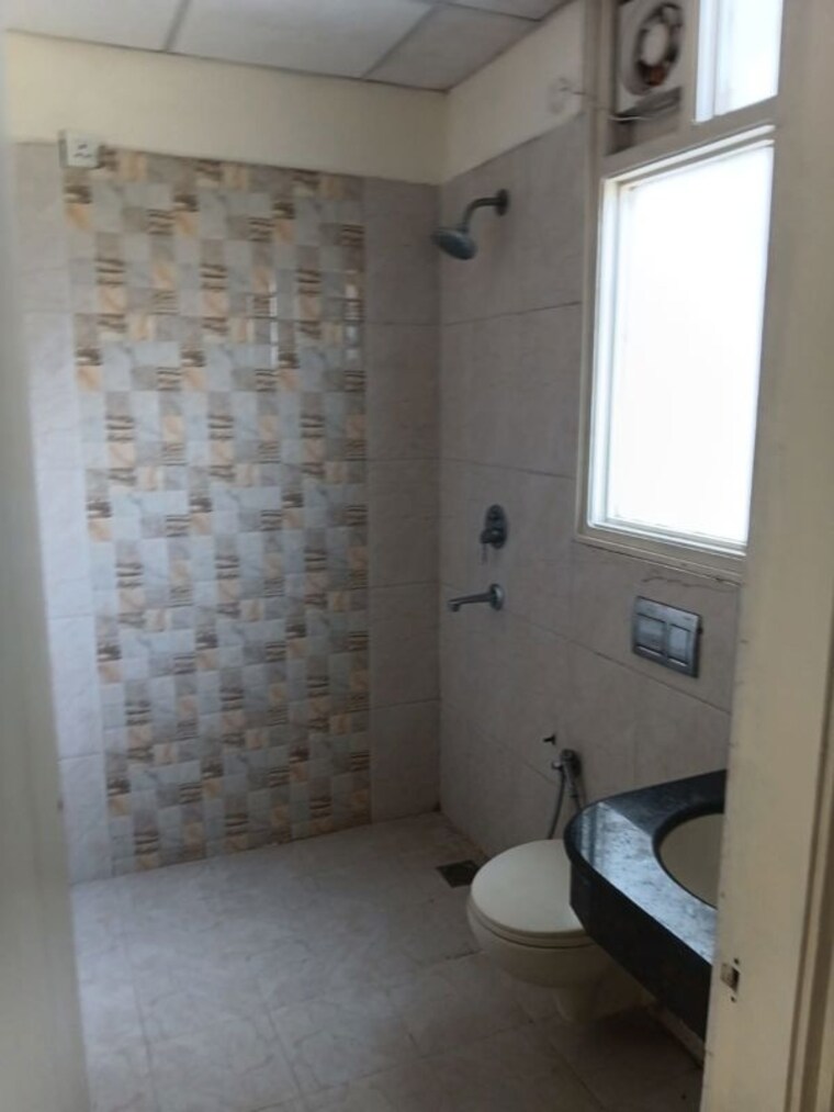 Bathroom, nagla 2 Bedroom 1315 Sq.Ft. Apartment In Nagla Zirakpur 10669334