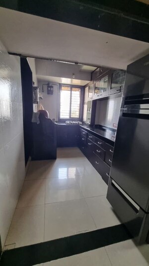 Kitchen in 3.5 BHK Apartment at Big Splash, Vashi Sector 17 – for Rent