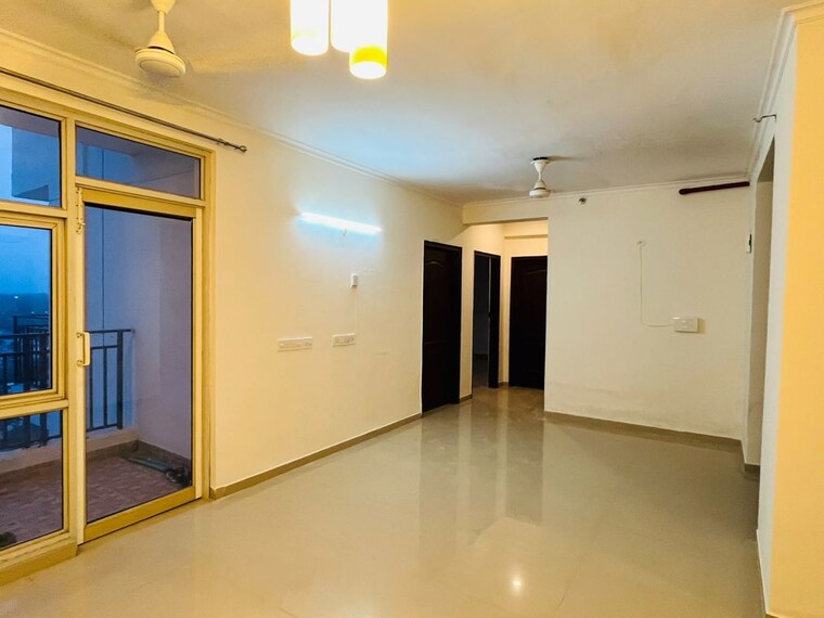 Room, gomti nagar 3 Bedroom 1575 Sq.Ft. Apartment In Gomti Nagar Lucknow 10669318