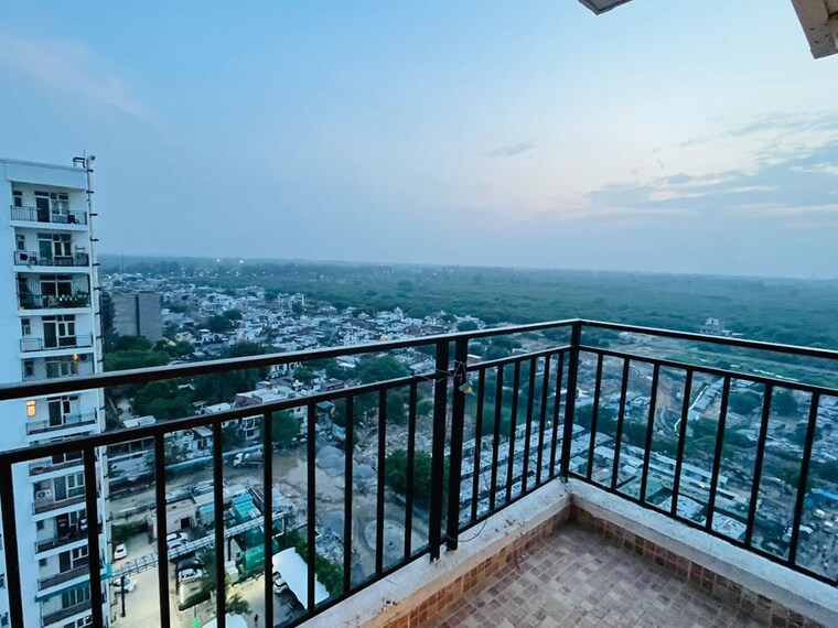 Balcony, gomti nagar 3 Bedroom 1575 Sq.Ft. Apartment In Gomti Nagar Lucknow 10669318