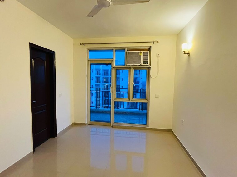 Room, gomti nagar 3 Bedroom 1575 Sq.Ft. Apartment In Gomti Nagar Lucknow 10669318