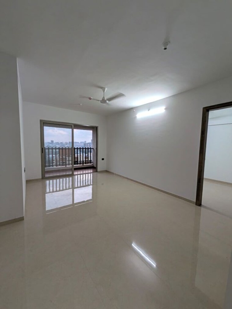 Room, choice-que-914 2.5 Bedroom 850 Sq.Ft. Apartment In Keshav Nagar Pune 10669372