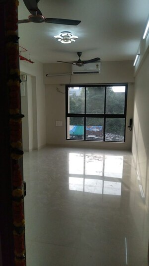 Room in 2 BHK Apartment at Worli – for Rent