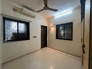 Furnished Amenities in 2 BHK Apartment at Big Splash, Vashi Sector 17 – for Rent