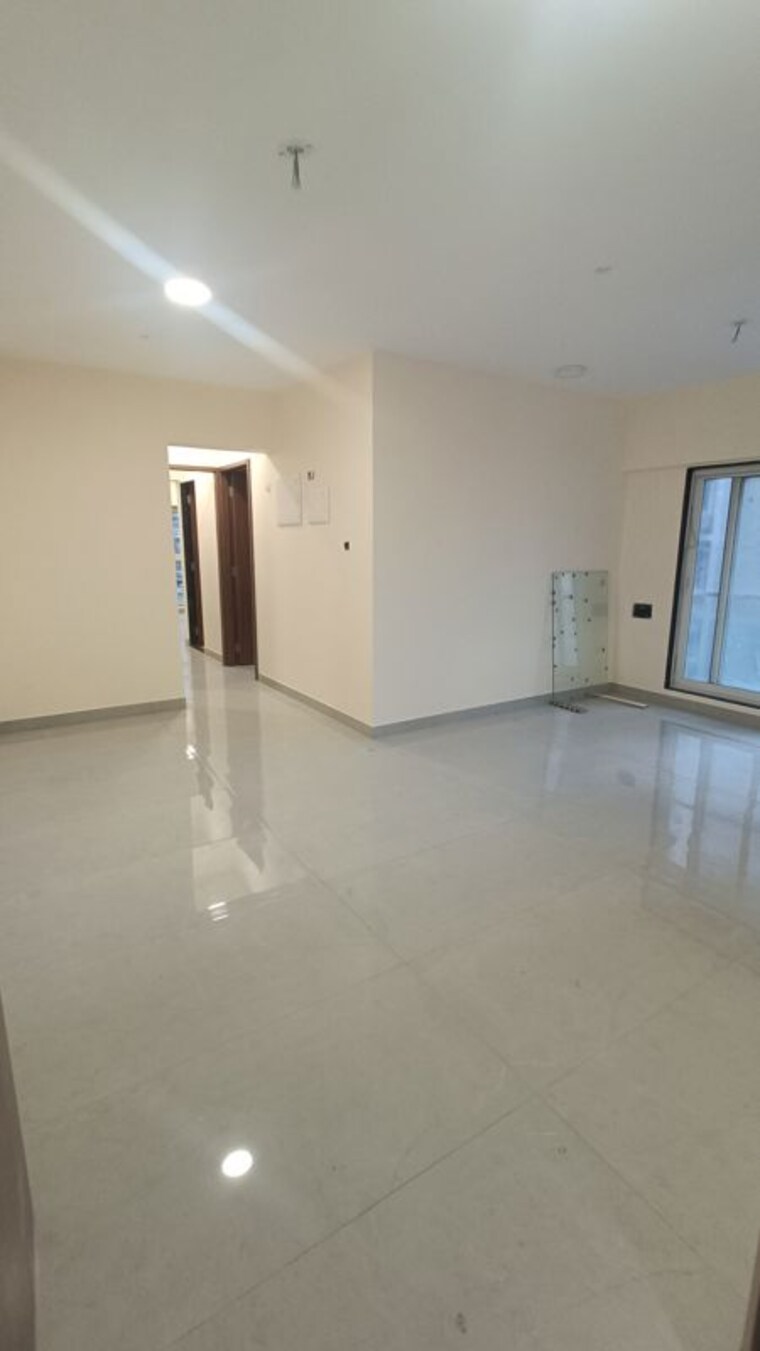 Living Room, mayfair-breeze 2 Bedroom 669 Sq.Ft. Apartment In Andheri West Mumbai 10669421