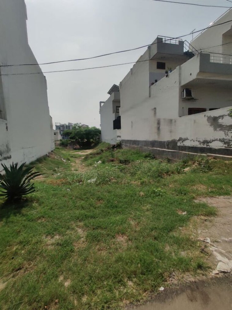 Exterior View, sector 27  179 Sq.Yd. Plot In Sector 27 Rohtak 10669426