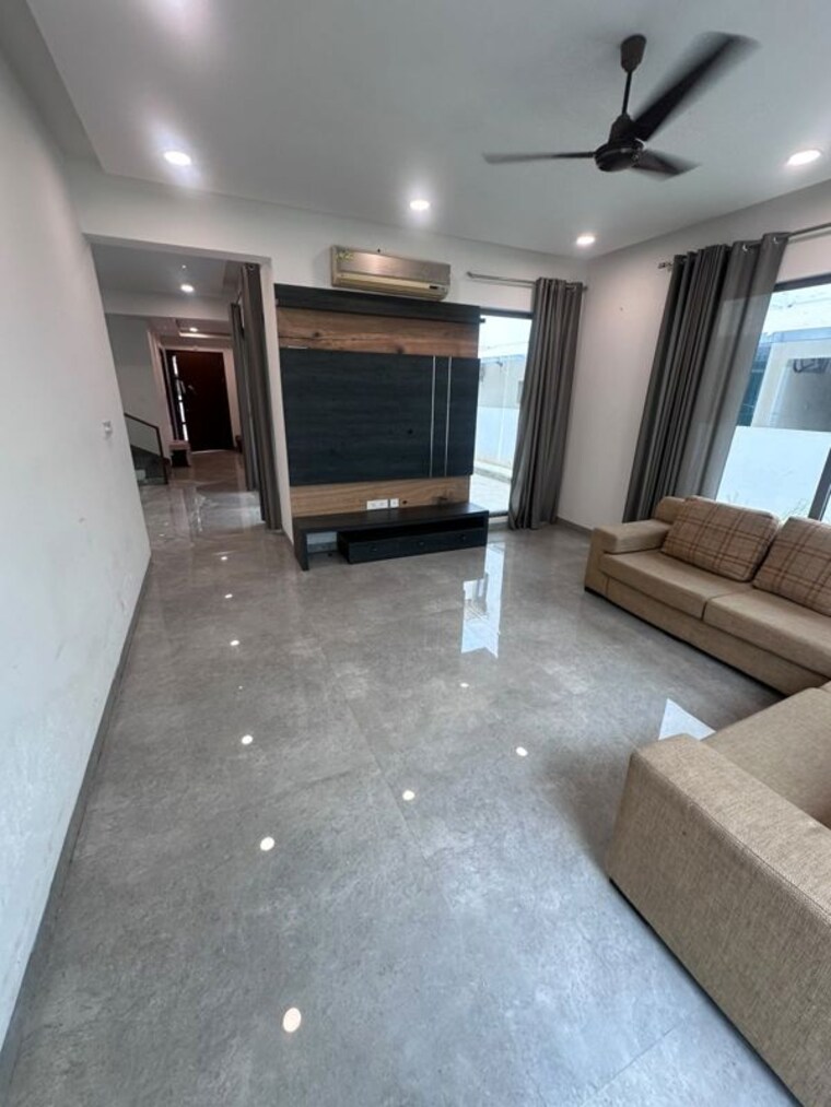 Living Room, eipl-la-paloma-villas 3.5 Bedroom 4000 Sq.Ft. Villa In Mokila Hyderabad 10669385